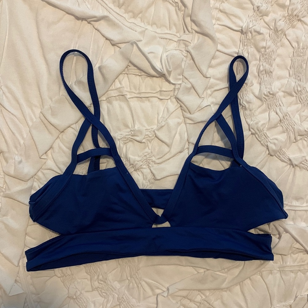 Tavik cut out bikini top